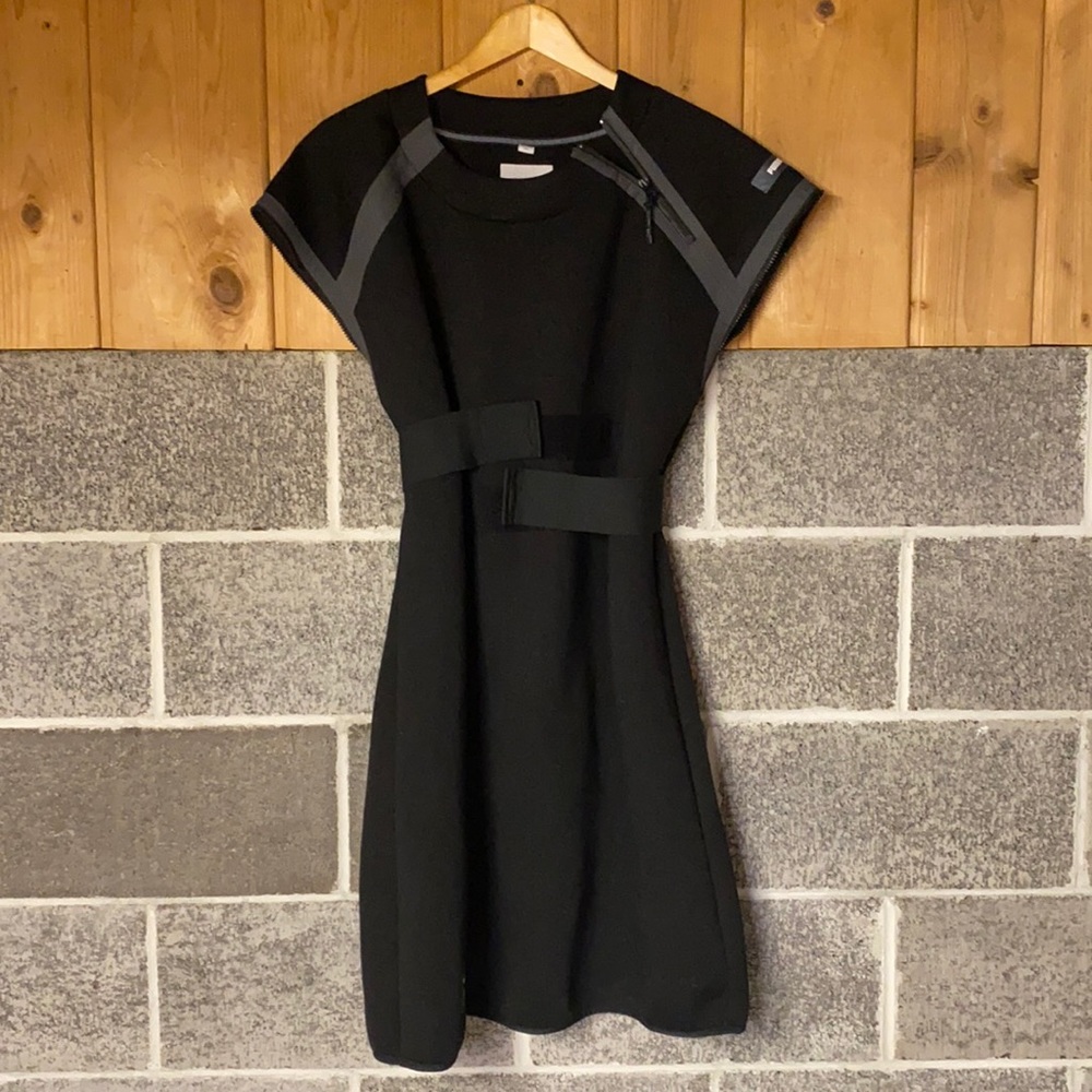 UEG X PUMA SCUBA DRESS